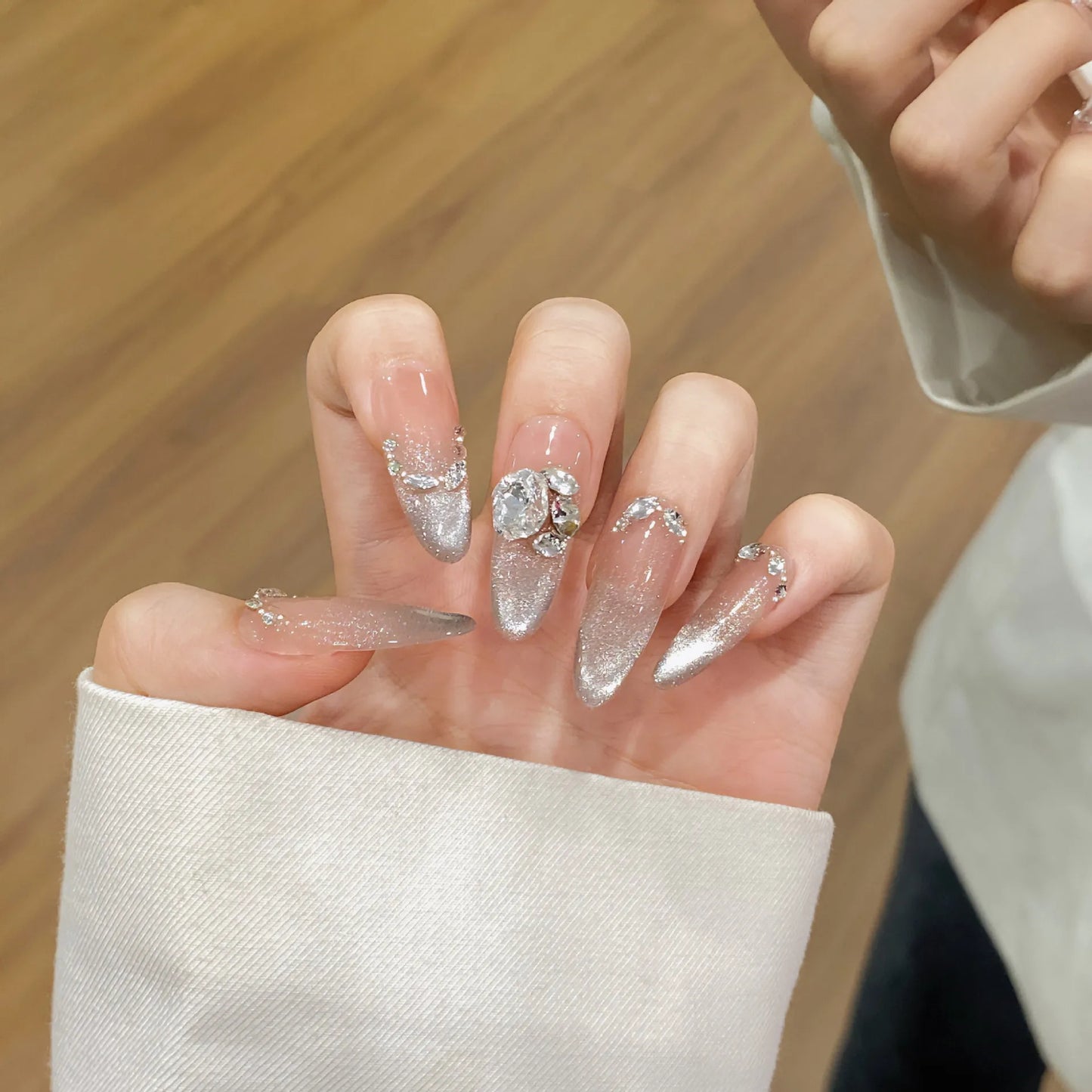 10Pcs Butterfly Cat’s Eye Nails