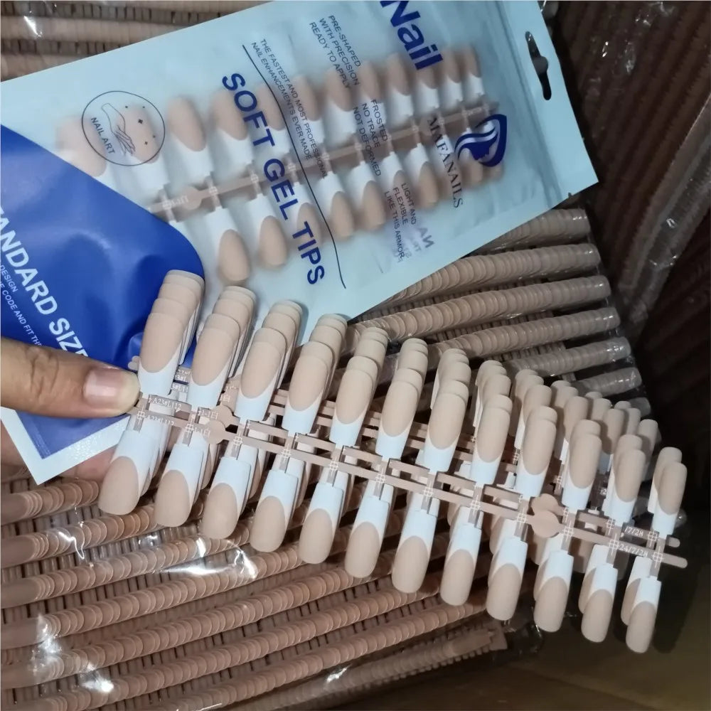 120Pcs Pink French Tip Nails