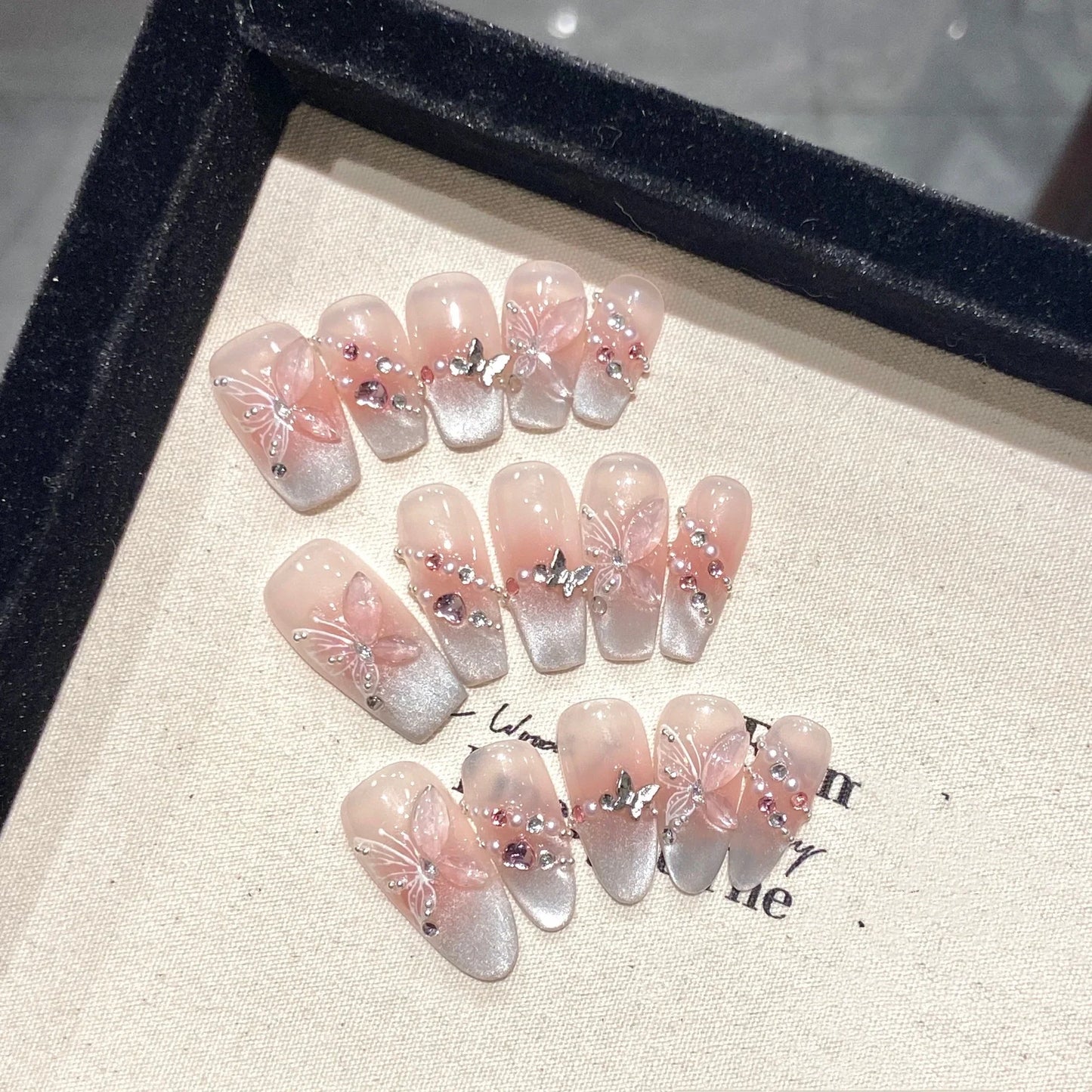 10Pcs Butterfly Cat’s Eye Nails