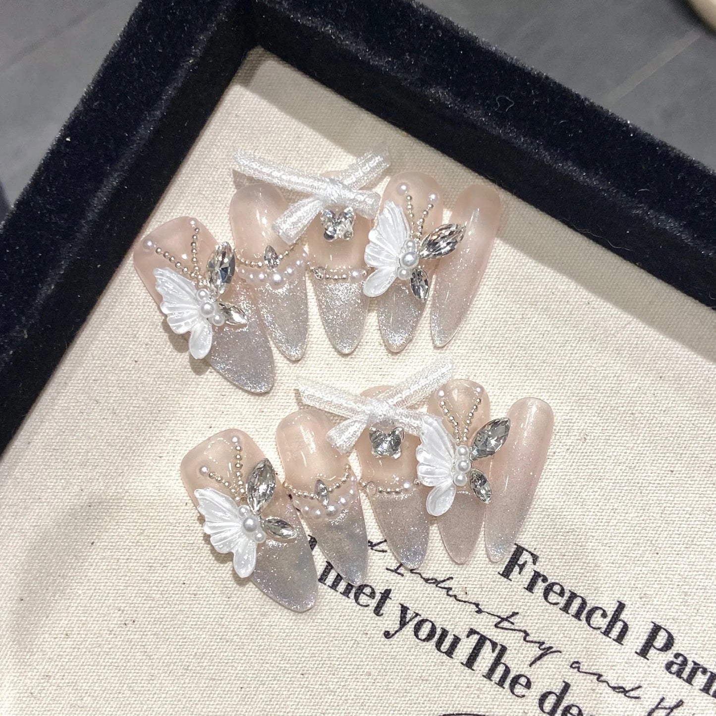 10Pcs Butterfly Cat’s Eye Nails
