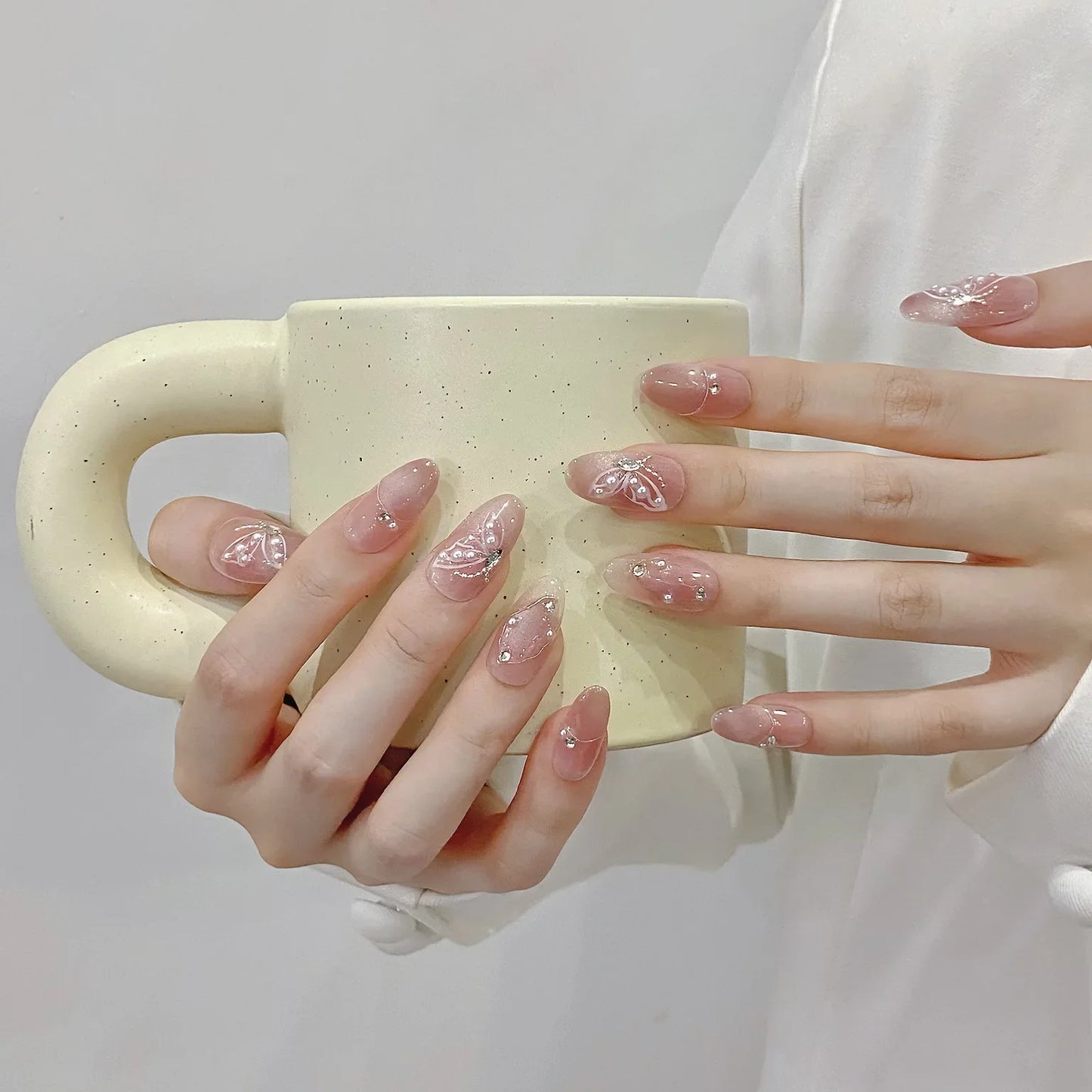 10Pcs Butterfly Cat’s Eye Nails