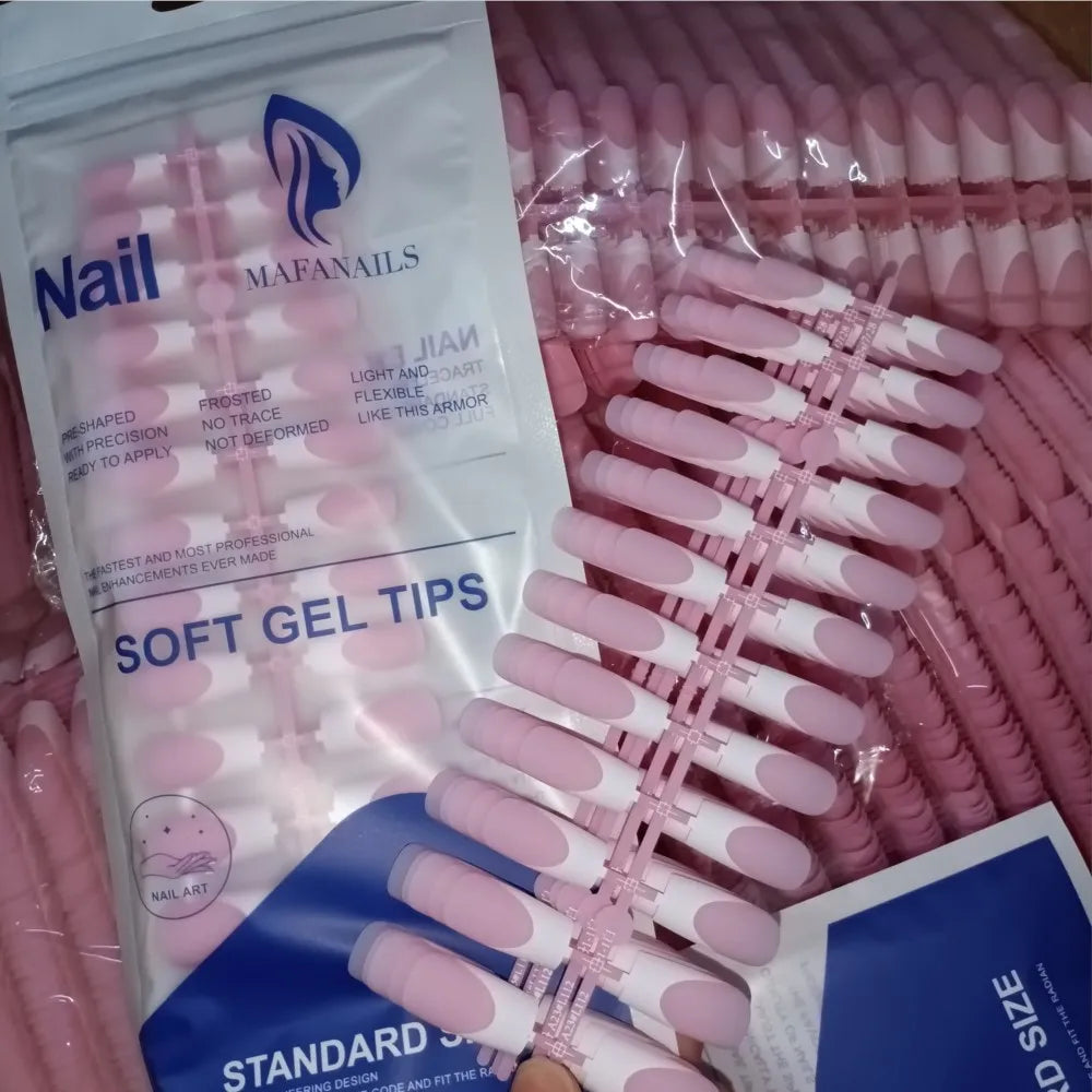120Pcs Pink French Tip Nails